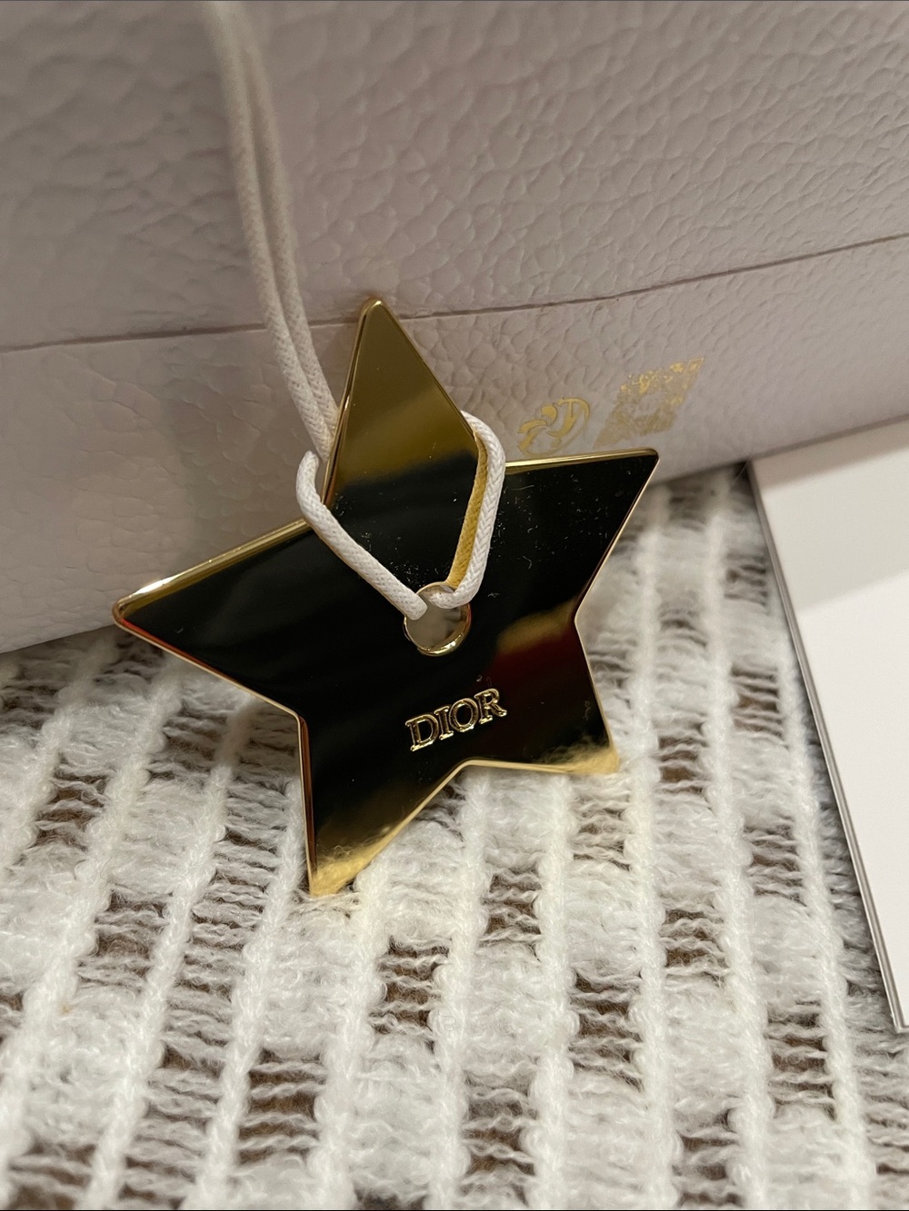 Dior Gold Star Charm Ornament with Gift Bag & Card NWOT - Picture 2 of 10